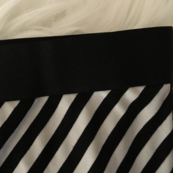 Max Studio Black and White Stripe A-Line  Skirt - Picture 3 of 4
